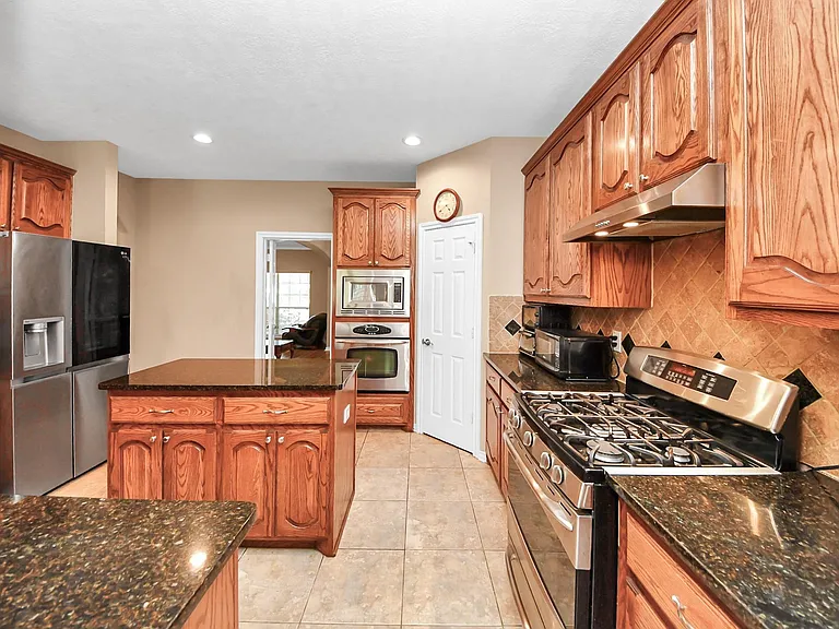 706 River Delta Ln — Photo 16