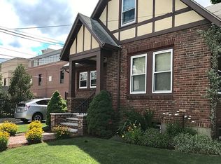 7 Hovey Rd, Waltham, MA 02453