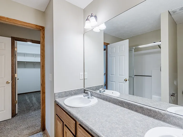 8804 Sicily Ln — Photo 40