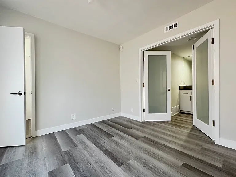 244 N Almont Dr #4B — Photo 5