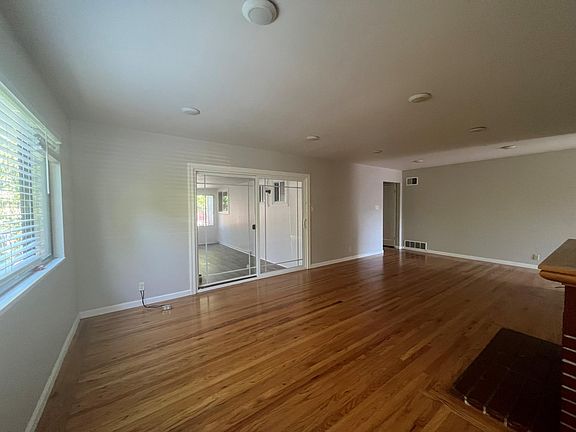 4th image of 657 Bucher Ave