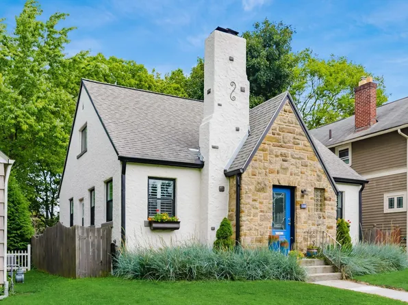146 W North Broadway St, Columbus, OH 43214