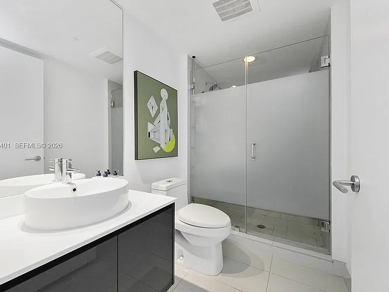 31 SE 6th St #1206 — Photo 6
