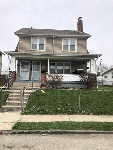 433 1/2 S Oakley Ave #2 Photo 1