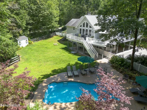 372 Deer Run, Sandisfield, MA 01255