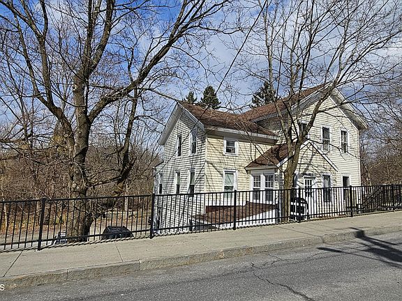 3rd image of 22 Spring Street