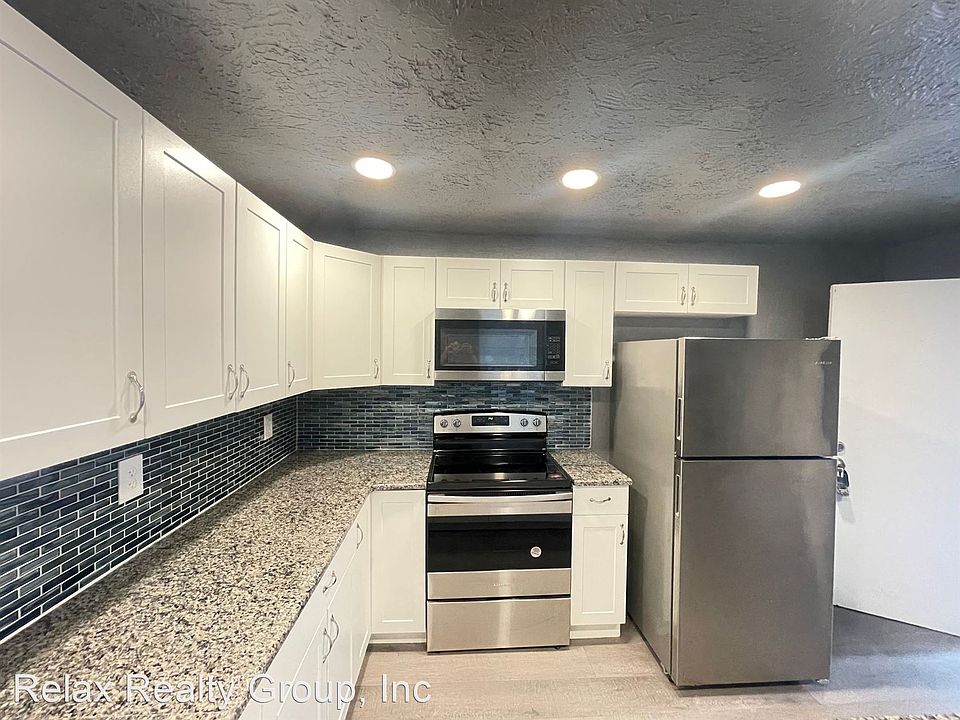 1st image of 1113 20th St W #10663060