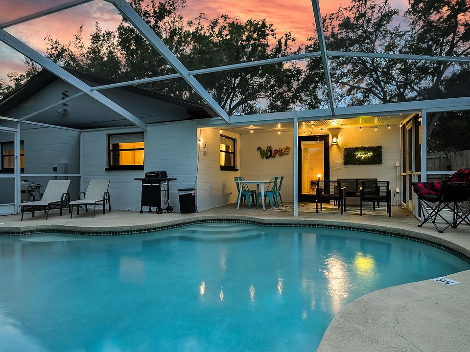 1st image of 4105 Treasure Cir