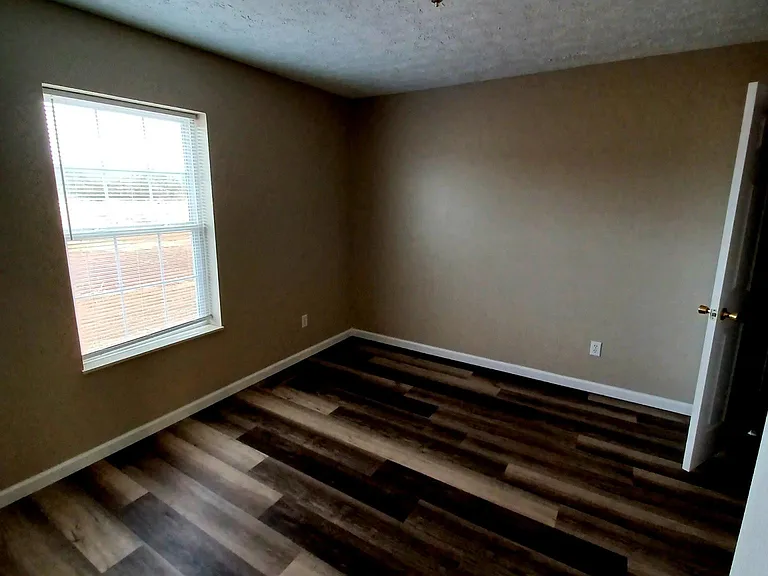 591 Joshua Dr — Photo 15