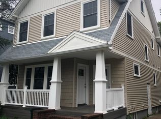 86 Iris Ave #1, Floral Park, NY 11001