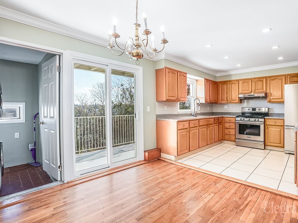1st image of 24 Hillside Ave Floor 1