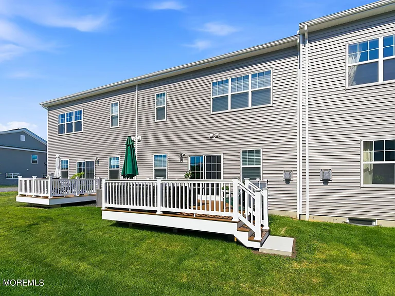 1402 Journey Ave — Photo 45