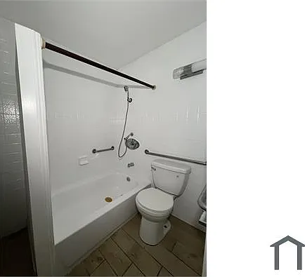 2 bed, 1100 sqft, $2,600 — Photo 4