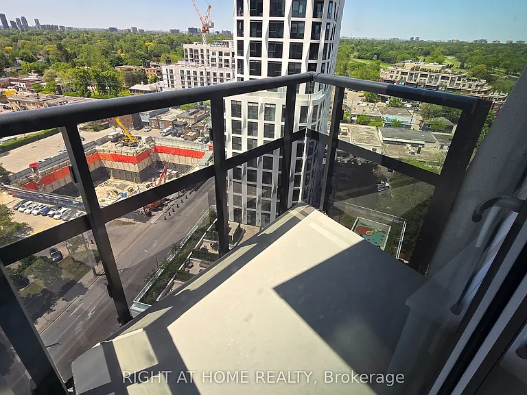 60 Central Park Dr #1707 — Photo 50