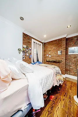 Rented by Douglas Elliman | media 6