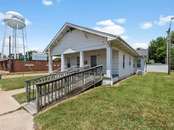 404 E Center St, Sikeston, MO 63801