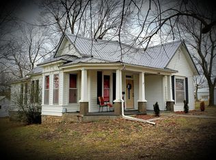 159 S 1st St, Verona, MO 65769