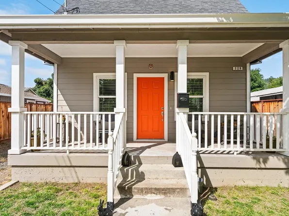 229 N Washington Street, Cloverdale, CA 95425