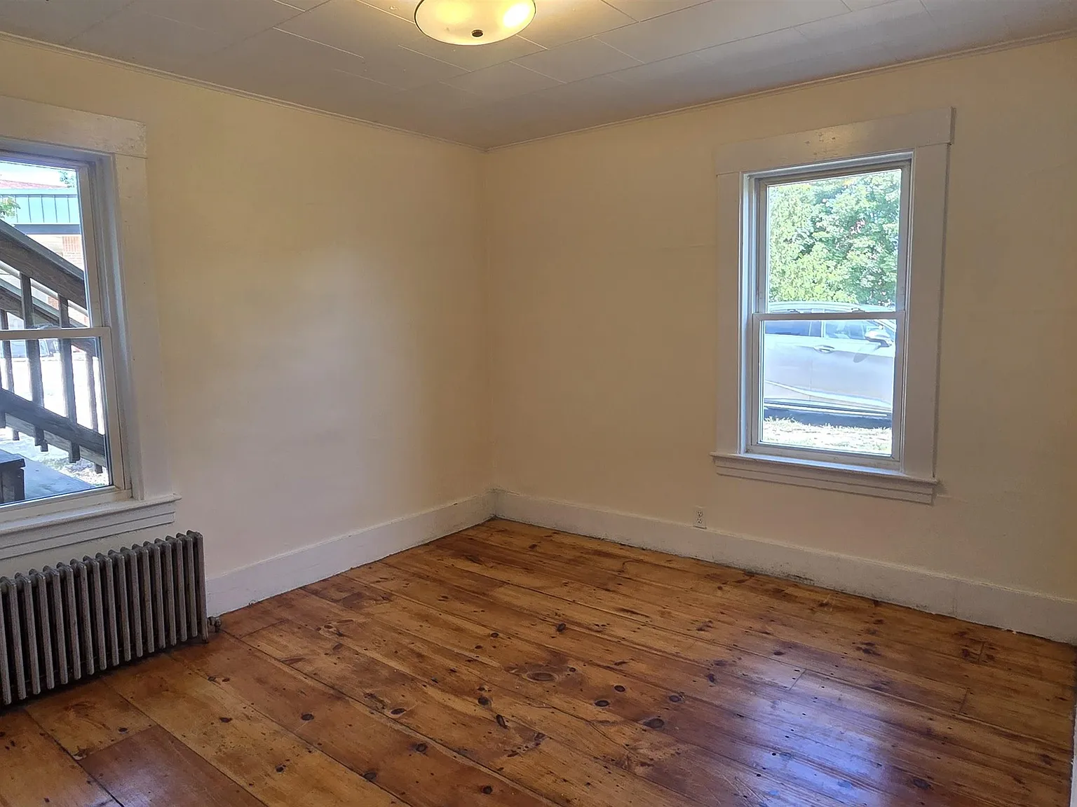 2 bed, 1.0 bath, 912 sqft, $1,750 — Photo 4