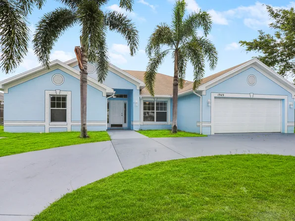 1949 SE Airoso Boulevard, Port St Lucie, FL 34984