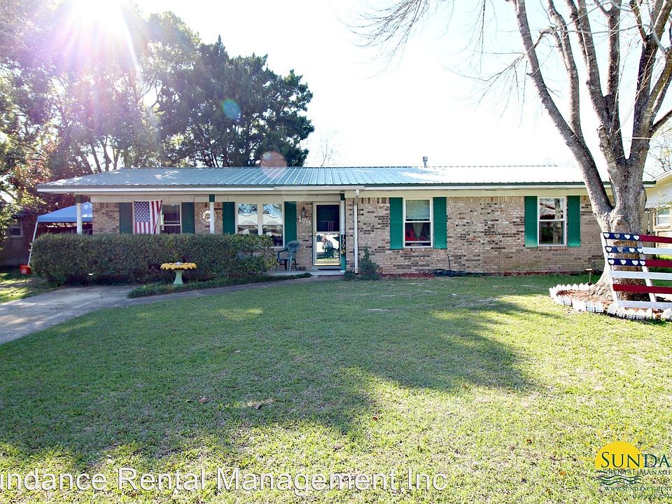 1st image of 179 Brewer Cir