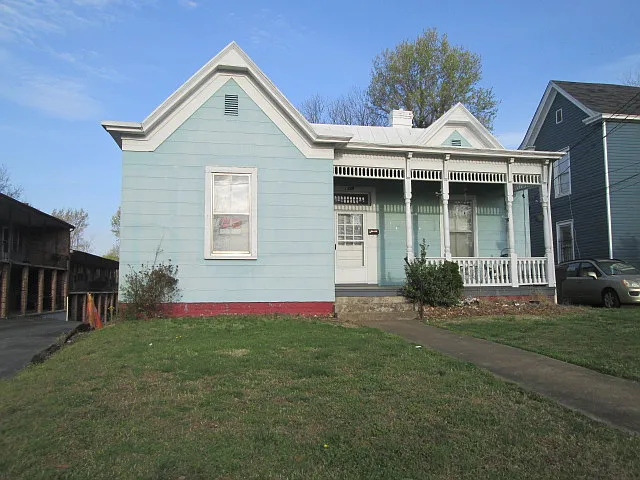 1359 N Main St #B