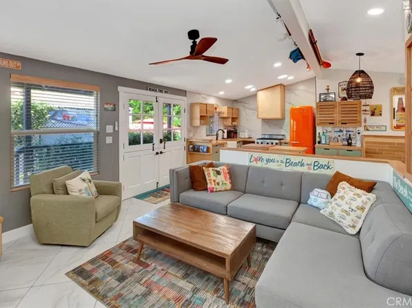 209 Tremont Dr, Newport Beach, CA 92660