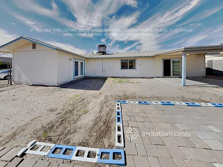 8639 W Clarendon Ave — Photo 11