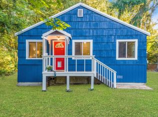 9520 SE Sedgwick Rd, Pt Orchard, WA 98366