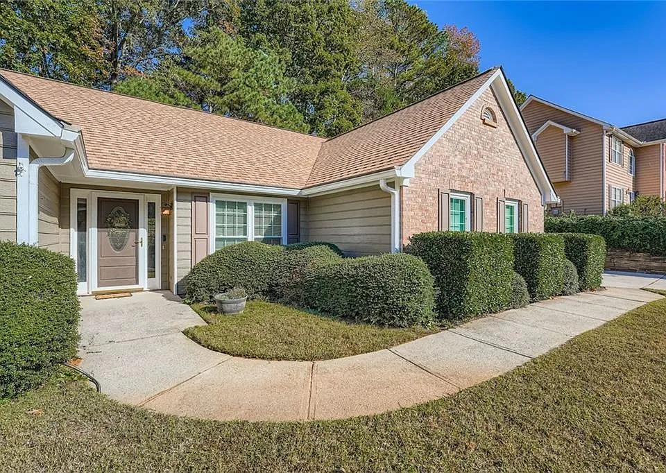 2895 Dogwood Creek Pkwy
