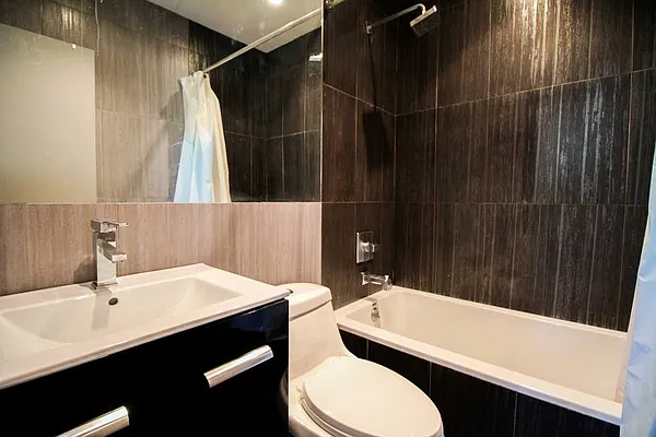 Rented by Nooklyn NYC LLC | media 93