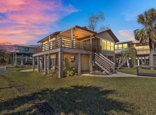 523 SE 909th Ave, Suwannee, FL 32692