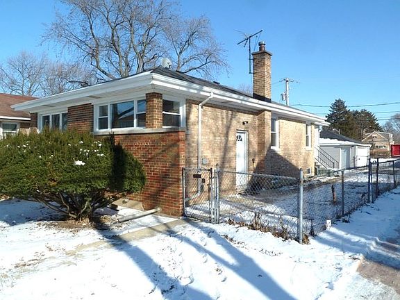 2nd image of 2831 Hawthorne St