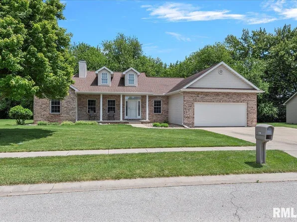 530 Heathrow Ln, Rochester, IL 62563