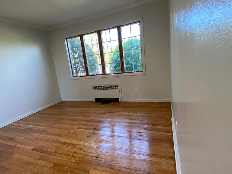 336 Scranton Ave #1 — Photo 38