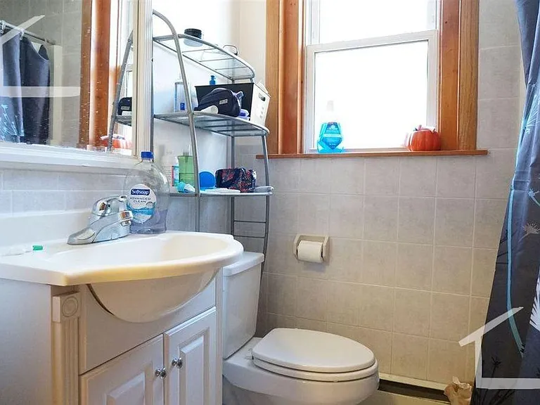160 Thorndike St #2 — Photo 11