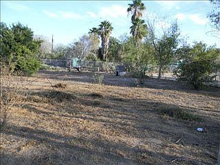 3rd image of 601 Green Meadow Dr