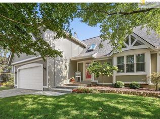 1333 E Meadow Ln, Olathe, KS 66062
