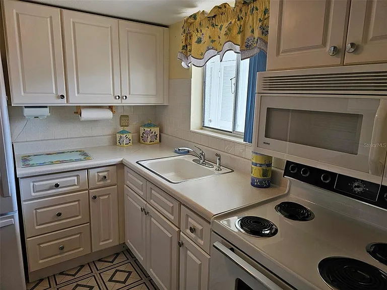 5906 Garden Ln #A22 — Photo 15