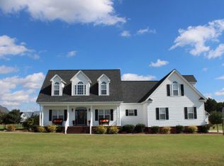 205 Village Grove Dr, Goldsboro, NC 27530