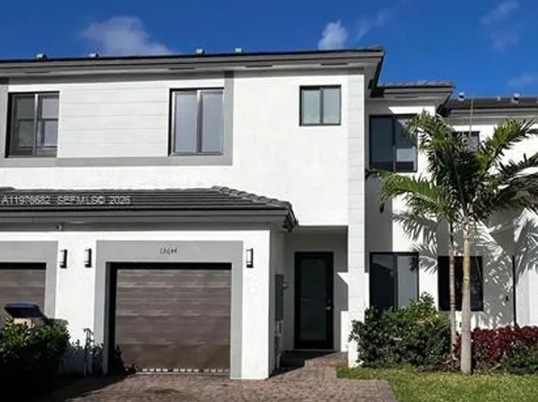 13644 SW 157th Ct #Townhouse 13644, Miami, FL 33196
