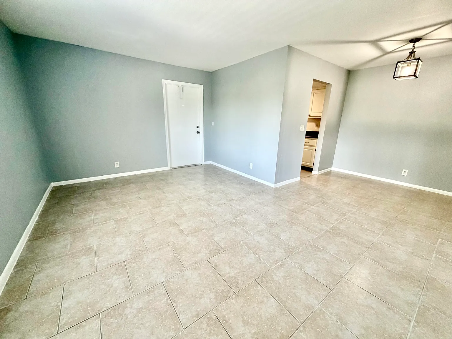 1 bed, 1.0 bath, 600 sqft, $1,600 — Photo 3