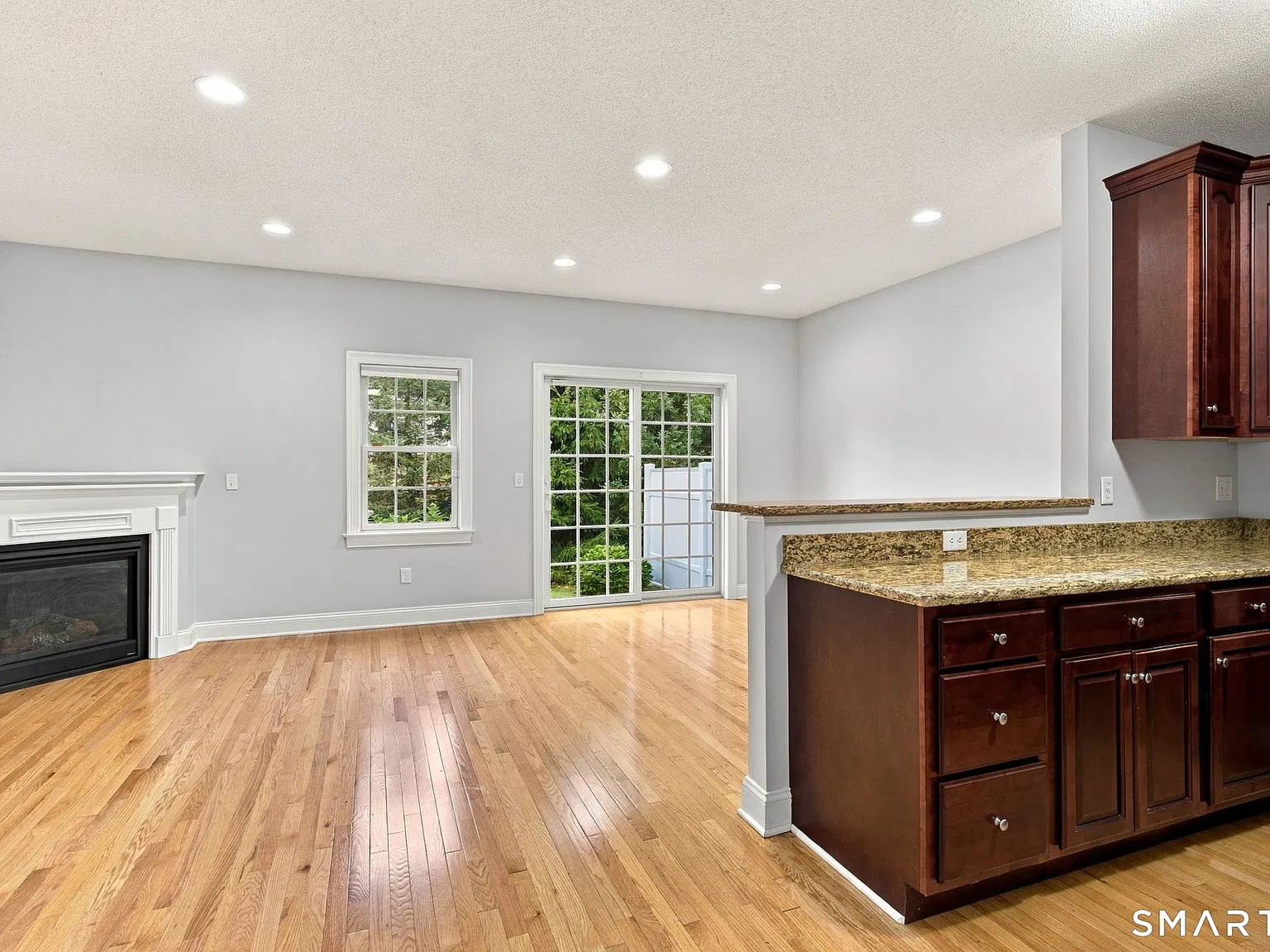 2 bed, 2.5 bath, 1698 sqft, $2,700 — Photo 3