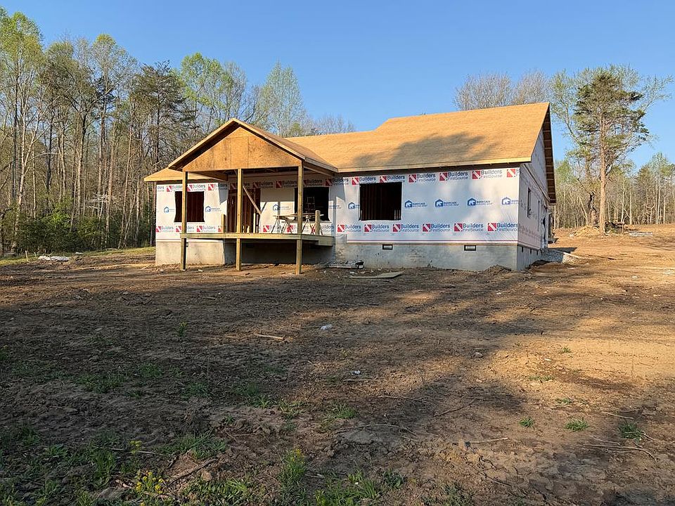 1st image of 2226 Country Club Rd