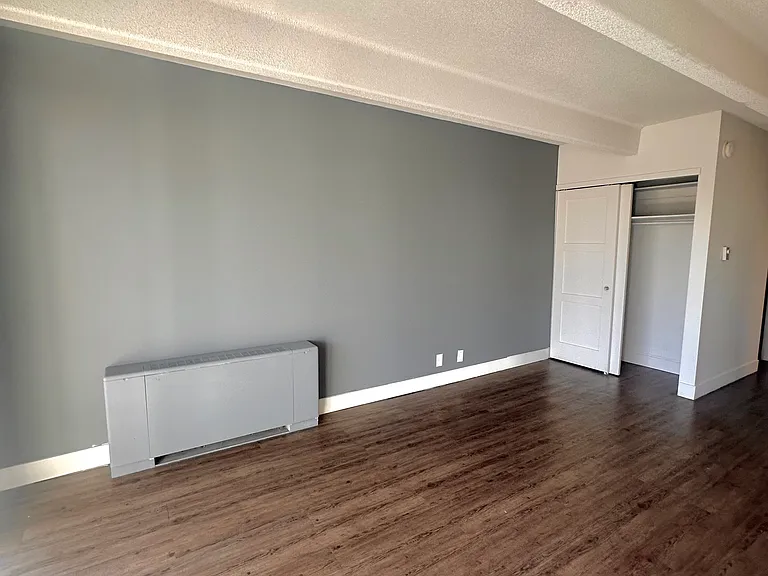 Luxe Tower apartments — Photo 31