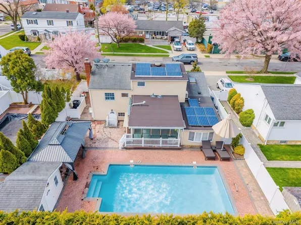 357 Gates Avenue, East Meadow, NY 11554