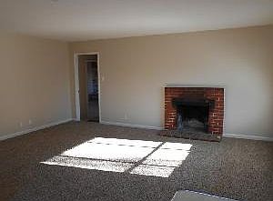 4th image of 114 Roywood Ct