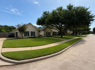 6250 Mallard Dr, Katy, TX 77493