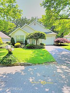 12 Skylark Lane, Lakewood, NJ, 08701