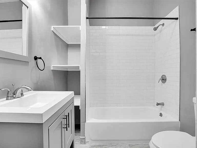4336 W Adams St #1 — Photo 9